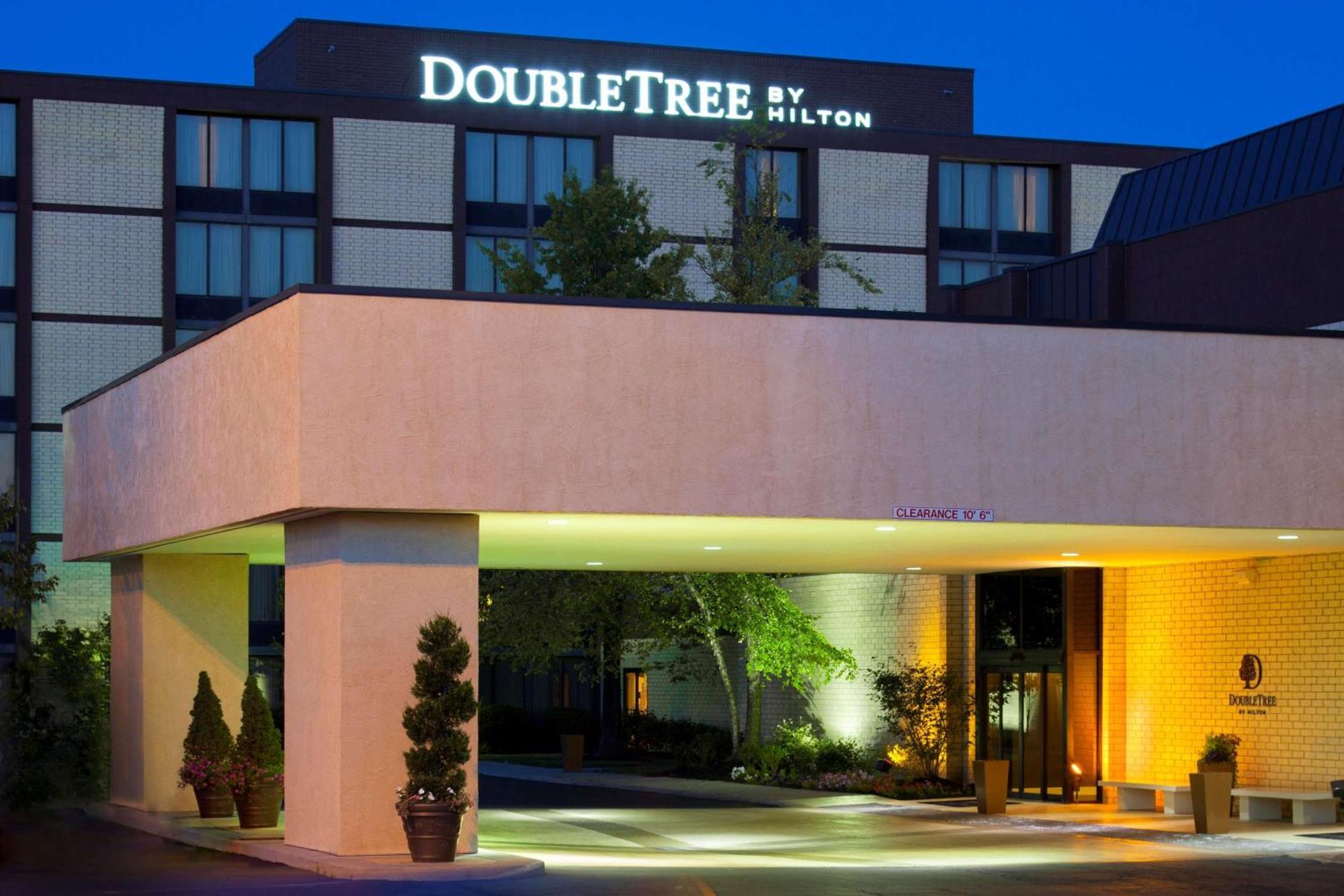 Doubletree By Hilton Columbus/Worthington Hotel Exterior photo