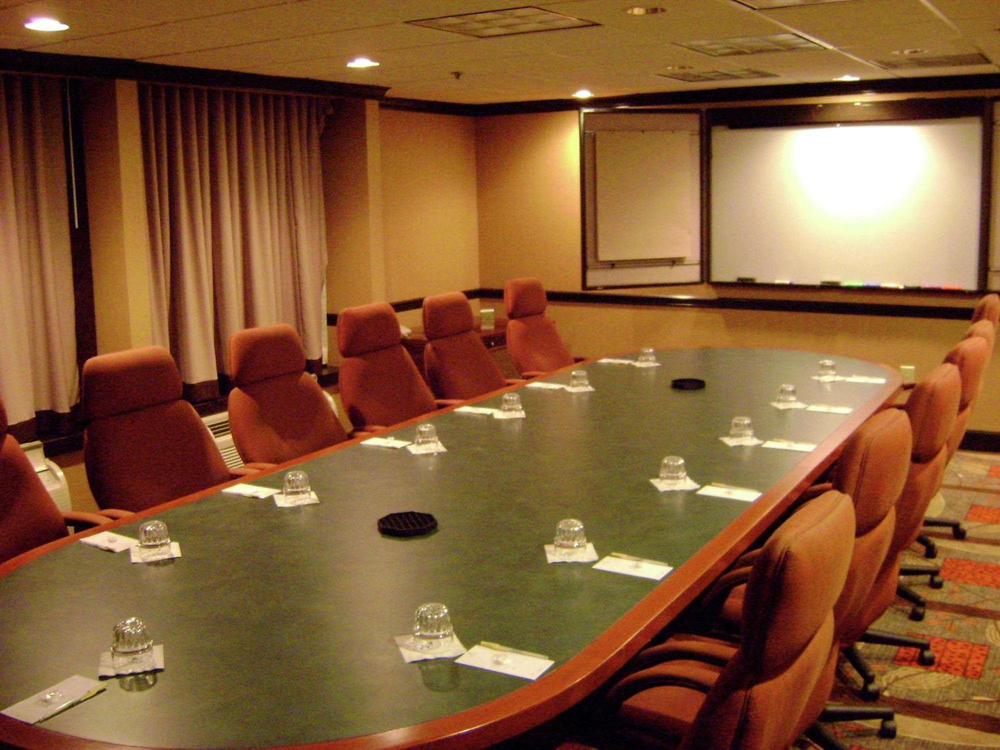 Doubletree By Hilton Columbus/Worthington Hotel Facilities photo